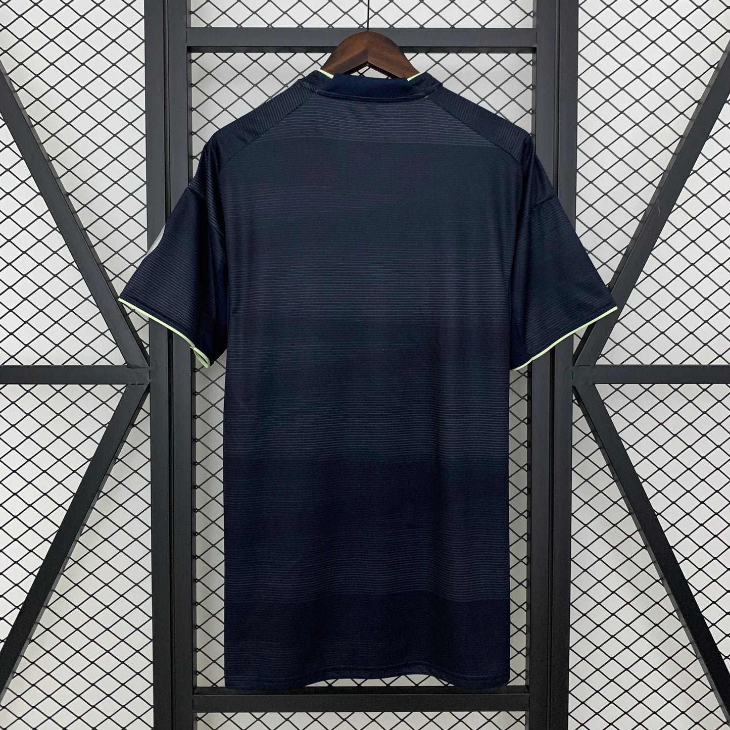 Real Madrid 25/26 Away image 2