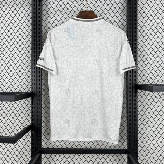 Nottingham 2025 Away Jersey