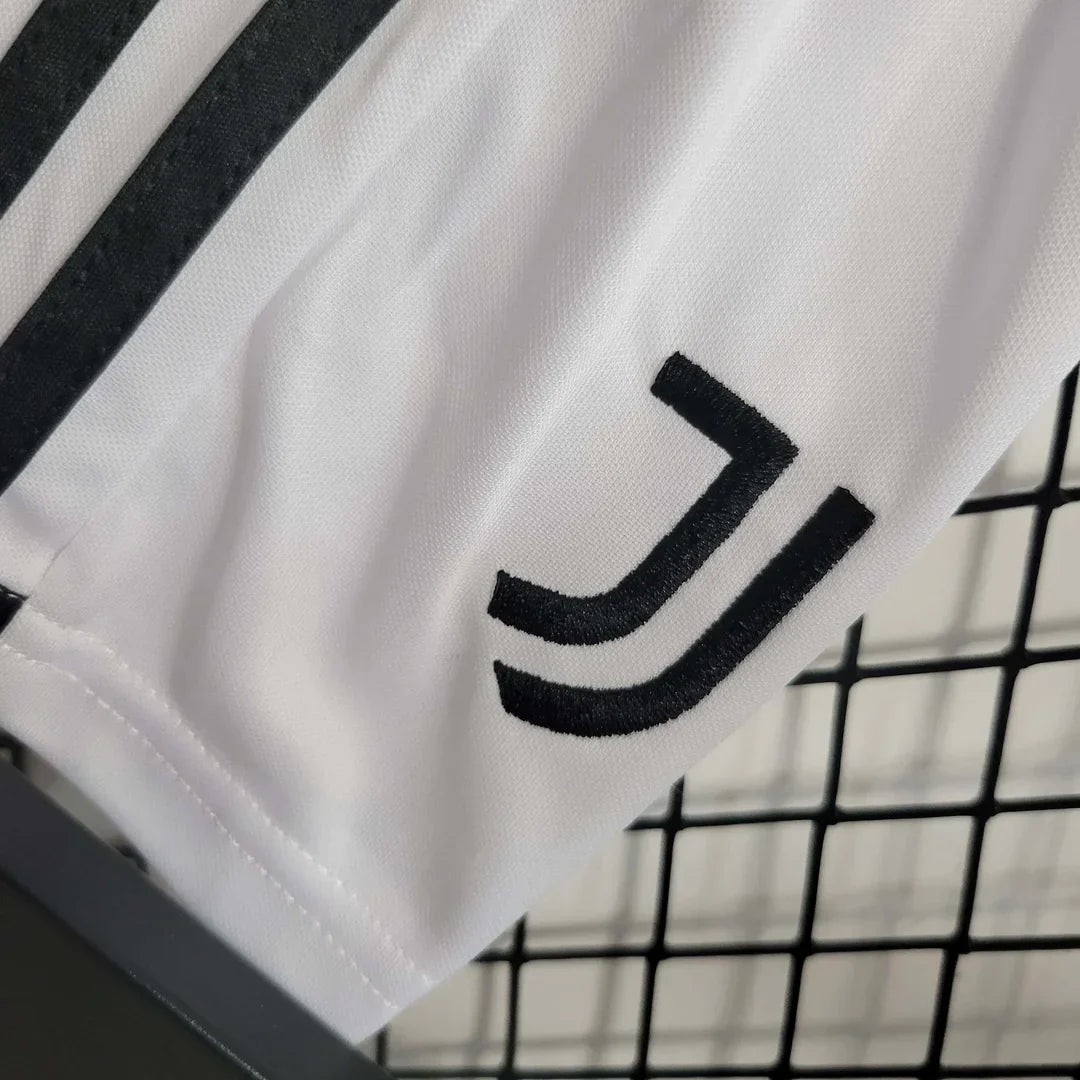 Juventus 2023/2024 Away Kids Jersey