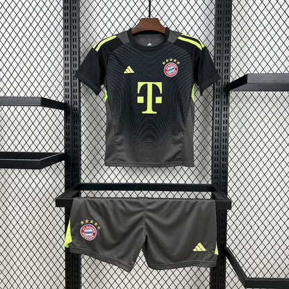 Bayern Munich 2025/2026 Goalkeeper Kids Jersey