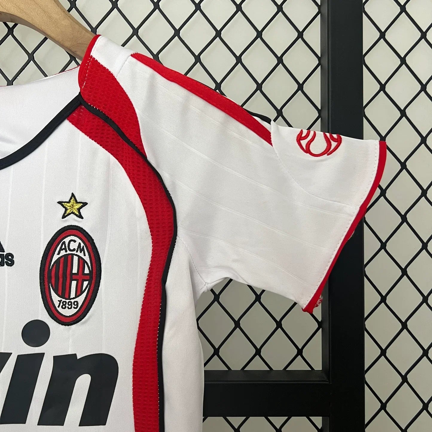 Retro AC Milan 2006/2007 Away Kids Jersey