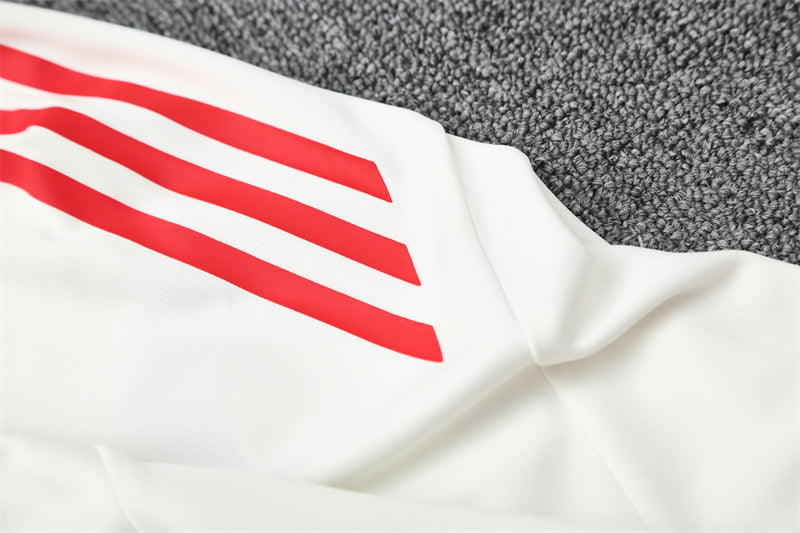 Liverpool 25/26 Away Tracksuit image 7