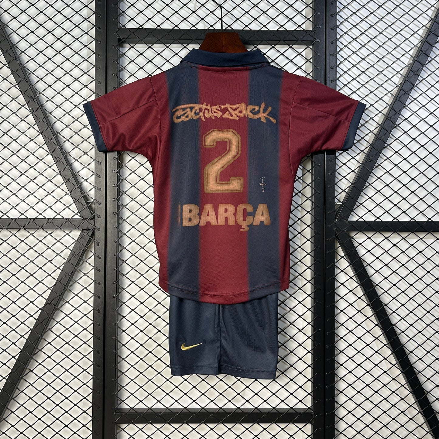 Retro Barcelona 2000/2001 x Travis Scott Kids Jersey