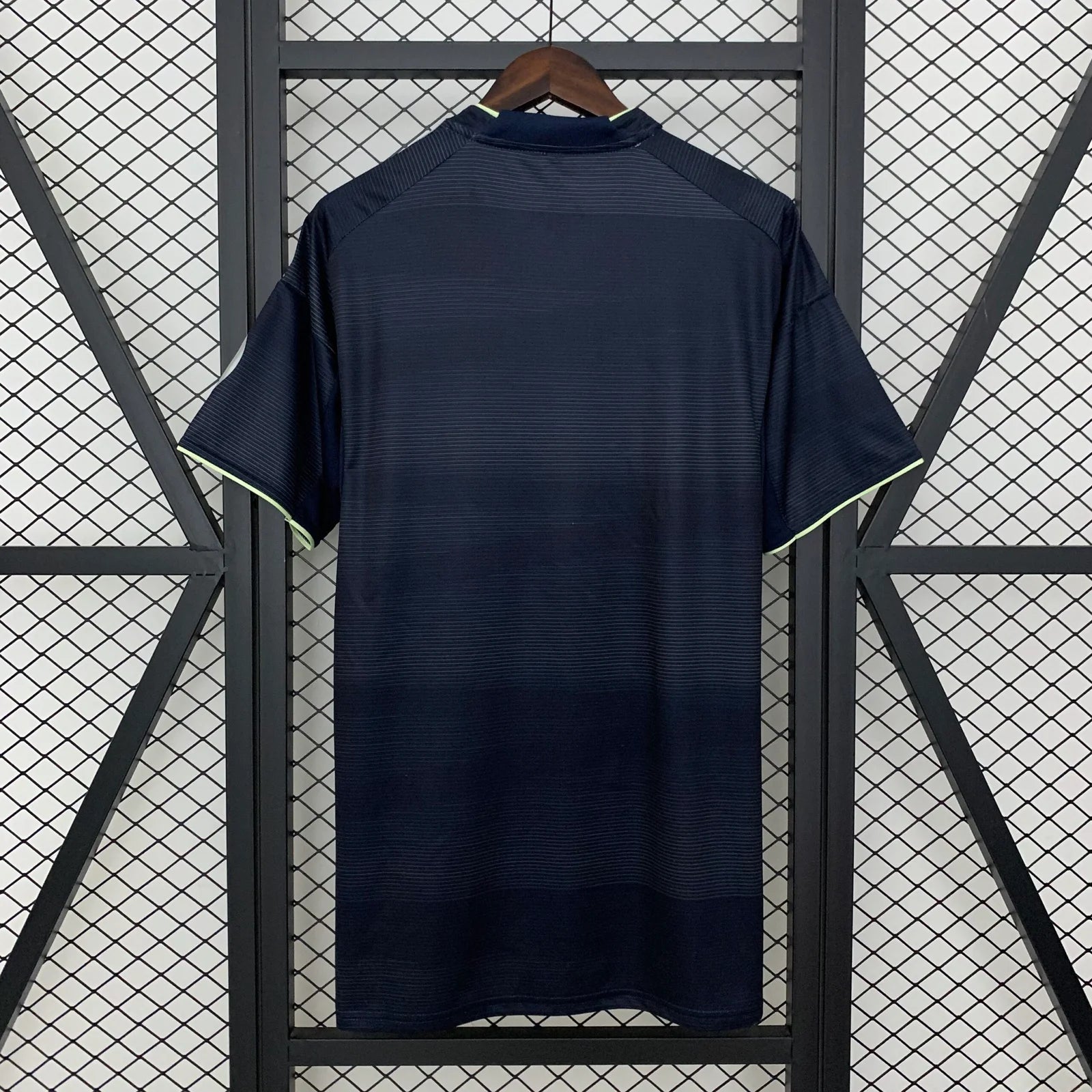 Real Madrid 25/26 Away image 2