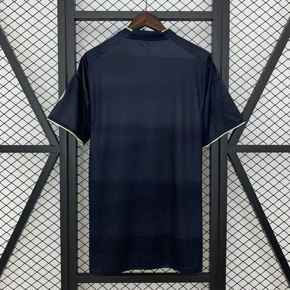 Real Madrid 25/26 Away image 2