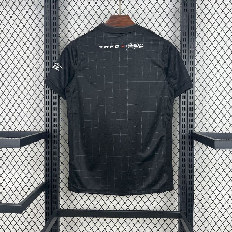 Tottenham x Stray Kids Away Special Edition 25/26 image 1