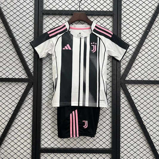 Juventus 2025-2026 Home Kids Jersey