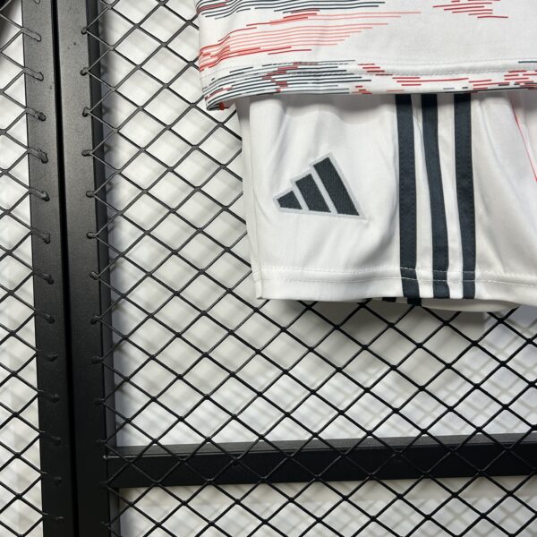 Bayern Munich 2025/2026 Away Kids Jersey