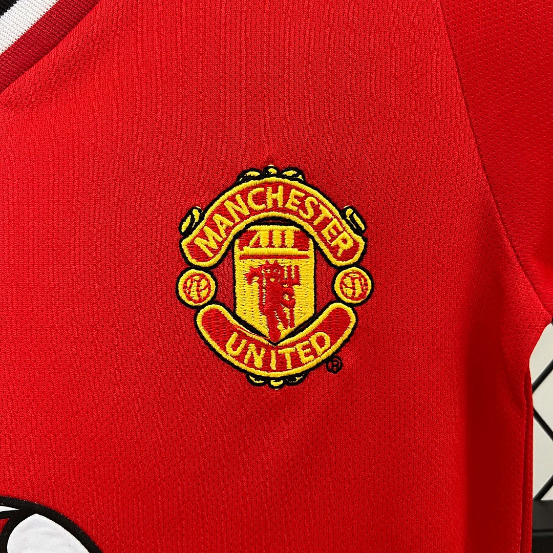 Retro Manchester United 2000/2002 Home Kids Jersey