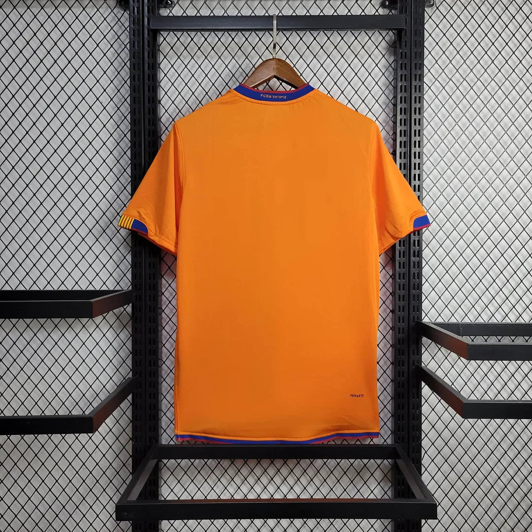 Retro Barcelona 2006 Away Jersey