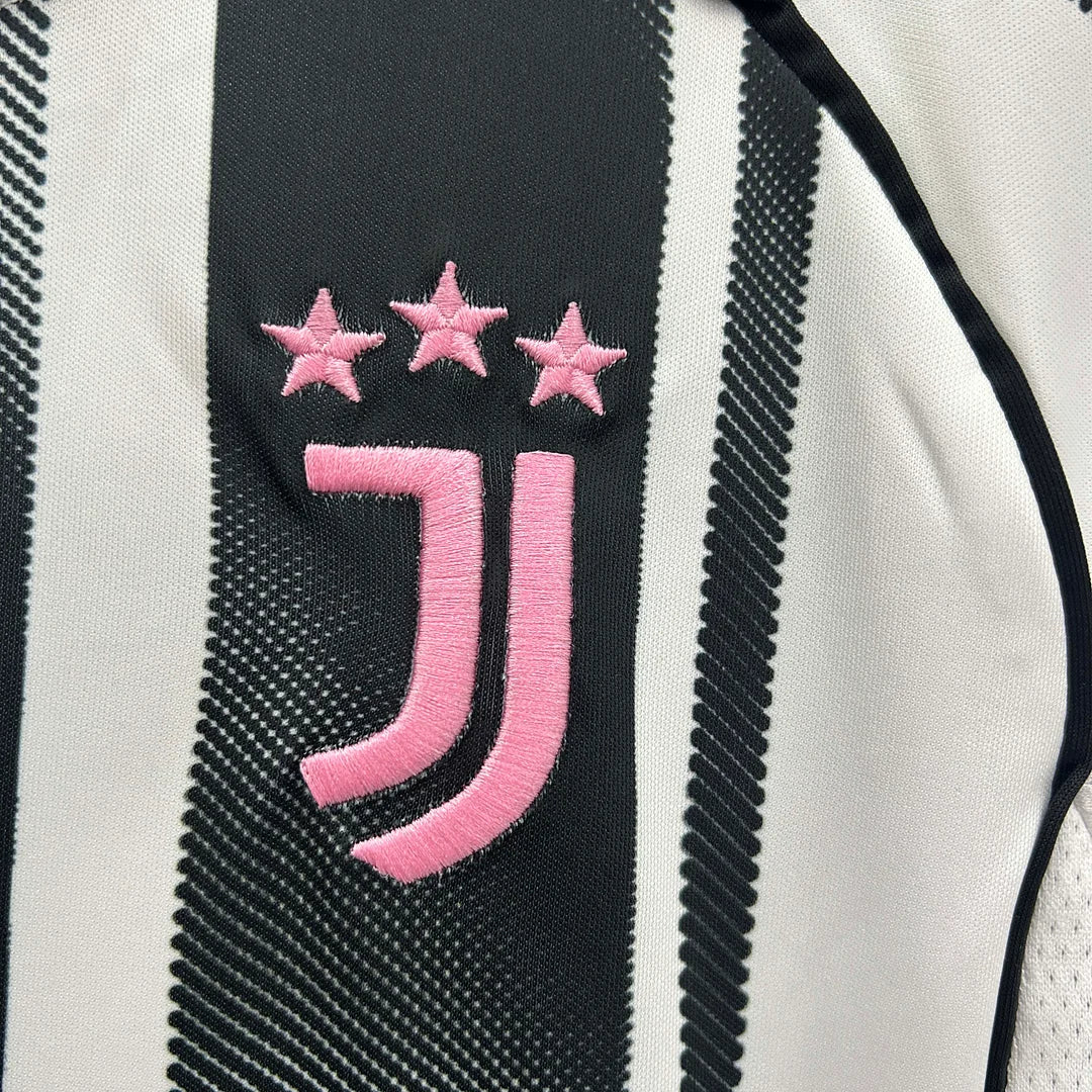 Juventus 2025-2026 Home Kids Jersey