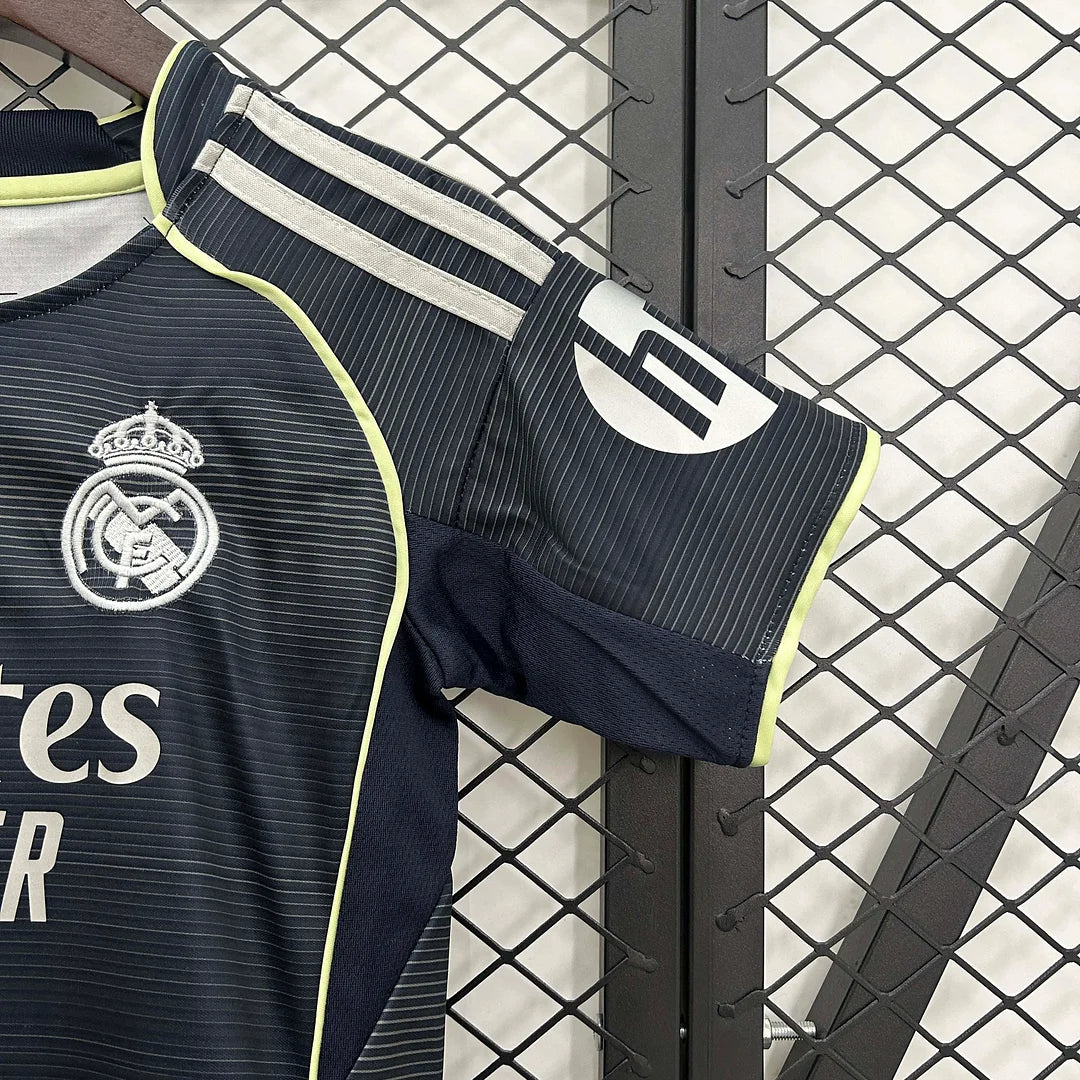 Real Madrid 2025/2026 Away Kids Jersey