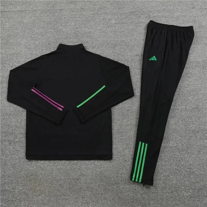 Bayern Munich Black Design 1 Tracksuit