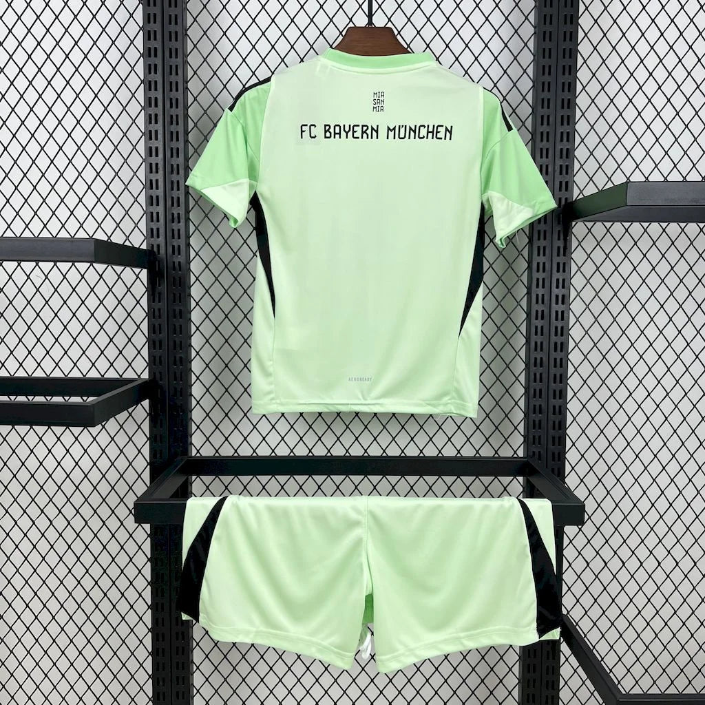 Bayern Munich 2025/2026 Green Goalkeeper Kids Jersey