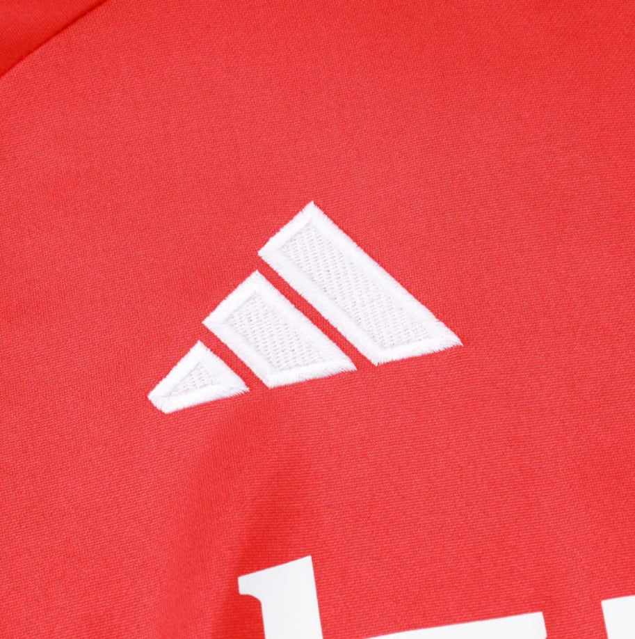 Manchester United Black and Red II Design 1 Tracksuit