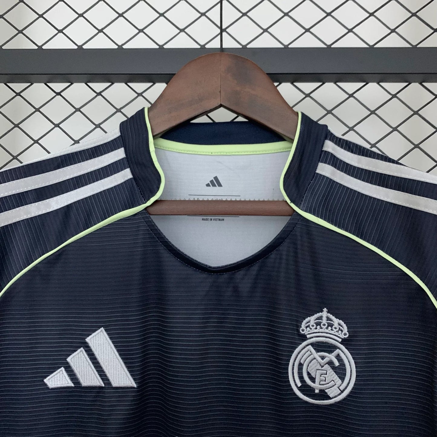 Real Madrid 25/26 Away image 1