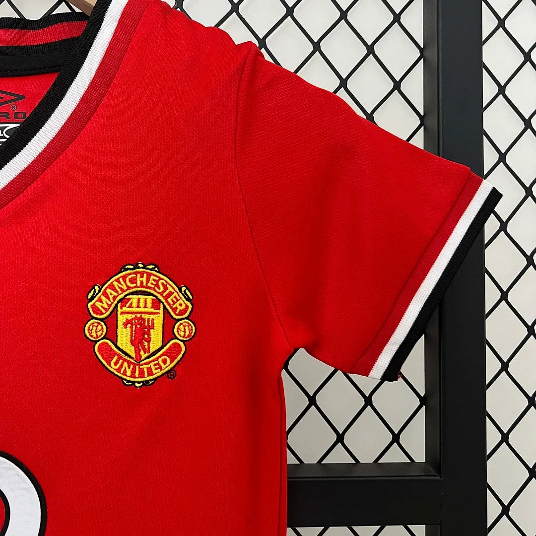 Retro Manchester United 2000/2002 Home Kids Jersey