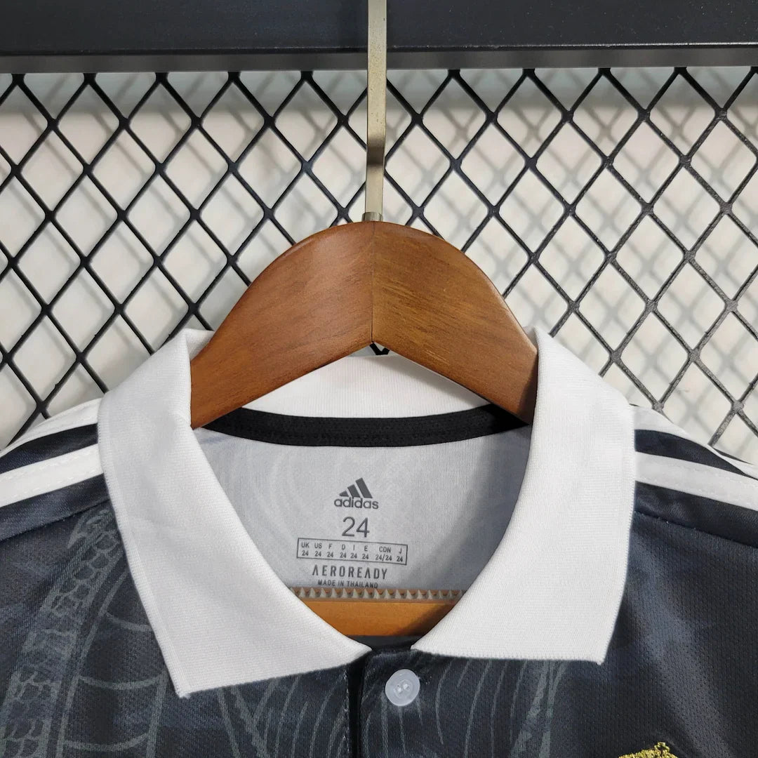 Real Madrid "Dragón Negro" Limited Edition Kids Jersey