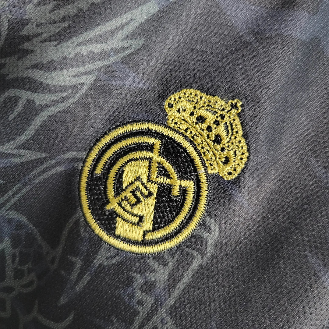 Real Madrid "Dragón Negro" Limited Edition Kids Jersey