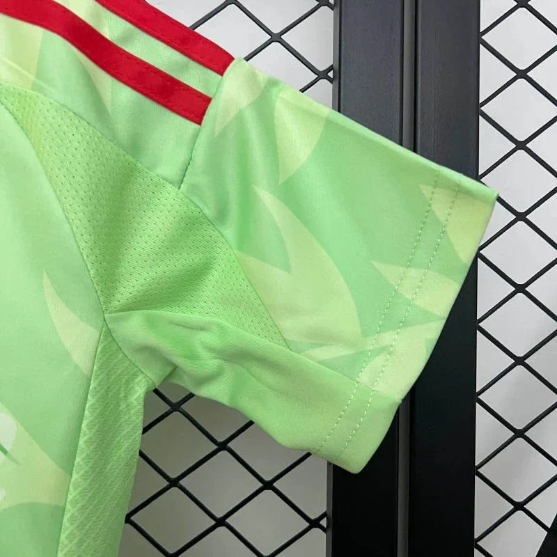 Italy 2025-2026 Away Kids Jersey