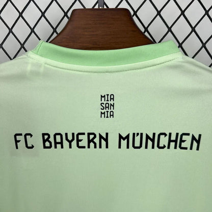 Bayern Munich 2025/2026 Green Goalkeeper Kids Jersey