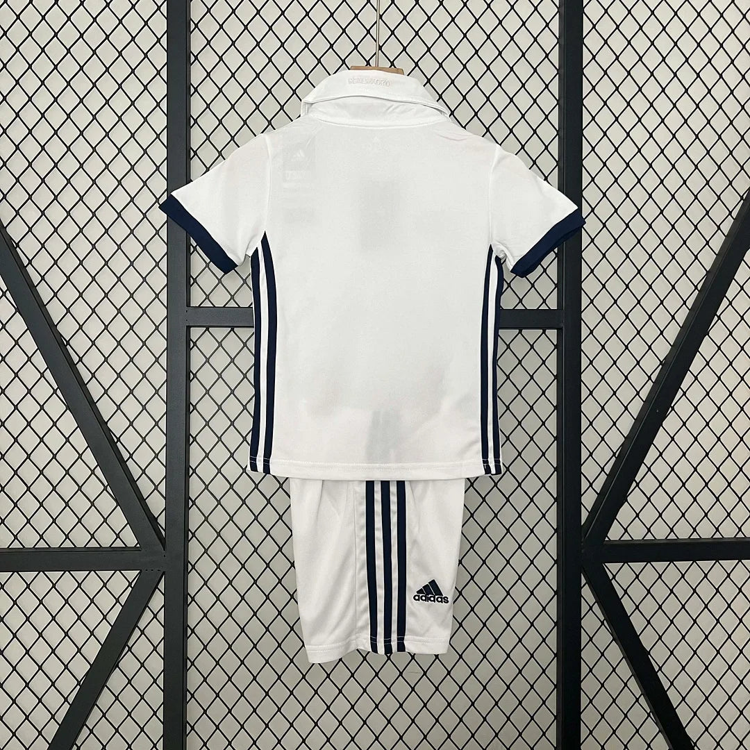 Retro Real Madrid 2016/2017 Home Kids Jersey