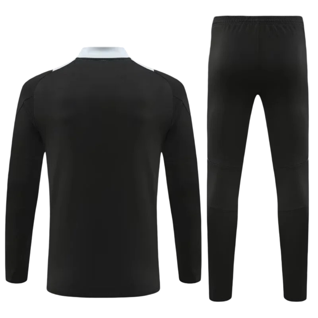 Manchester United Black Design 1 Tracksuit