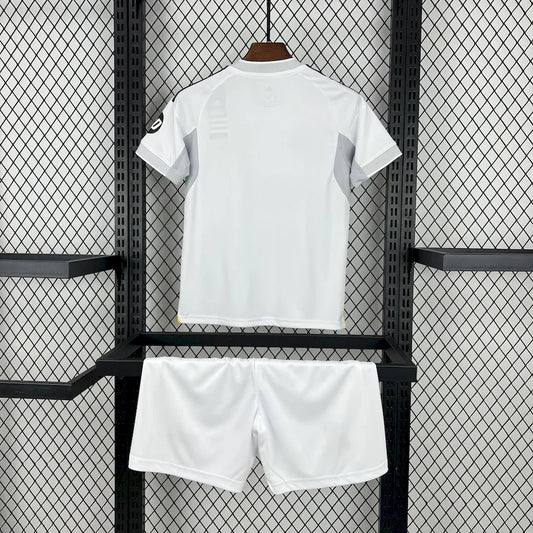 Real Madrid 2025/2026 Home Kids Jersey