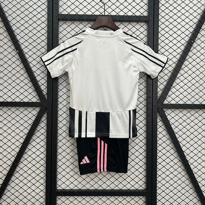 Juventus 2025-2026 Home Kids Jersey