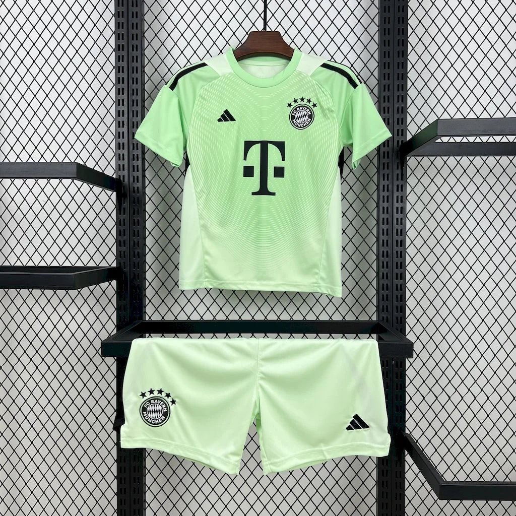 Bayern Munich 2025/2026 Green Goalkeeper Kids Jersey