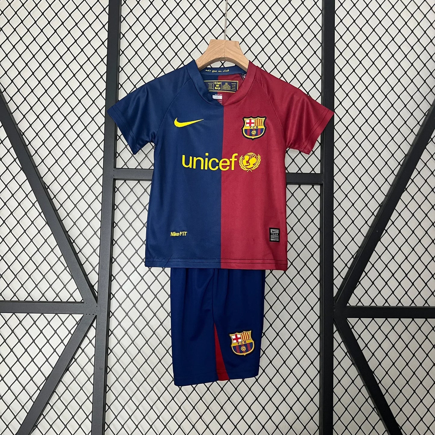 Retro Barcelona 2008/2009 Home Kids Jersey