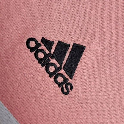 Retro Juventus 2015 Away Jersey