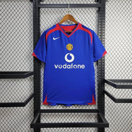 Retro Manchester United 2005 Away Jersey