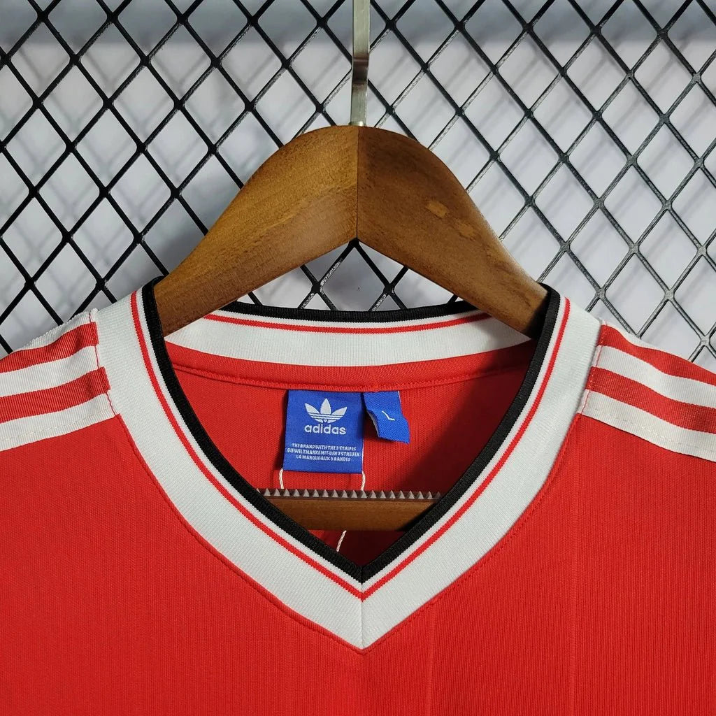 Retro Manchester United 1983 Home Jersey
