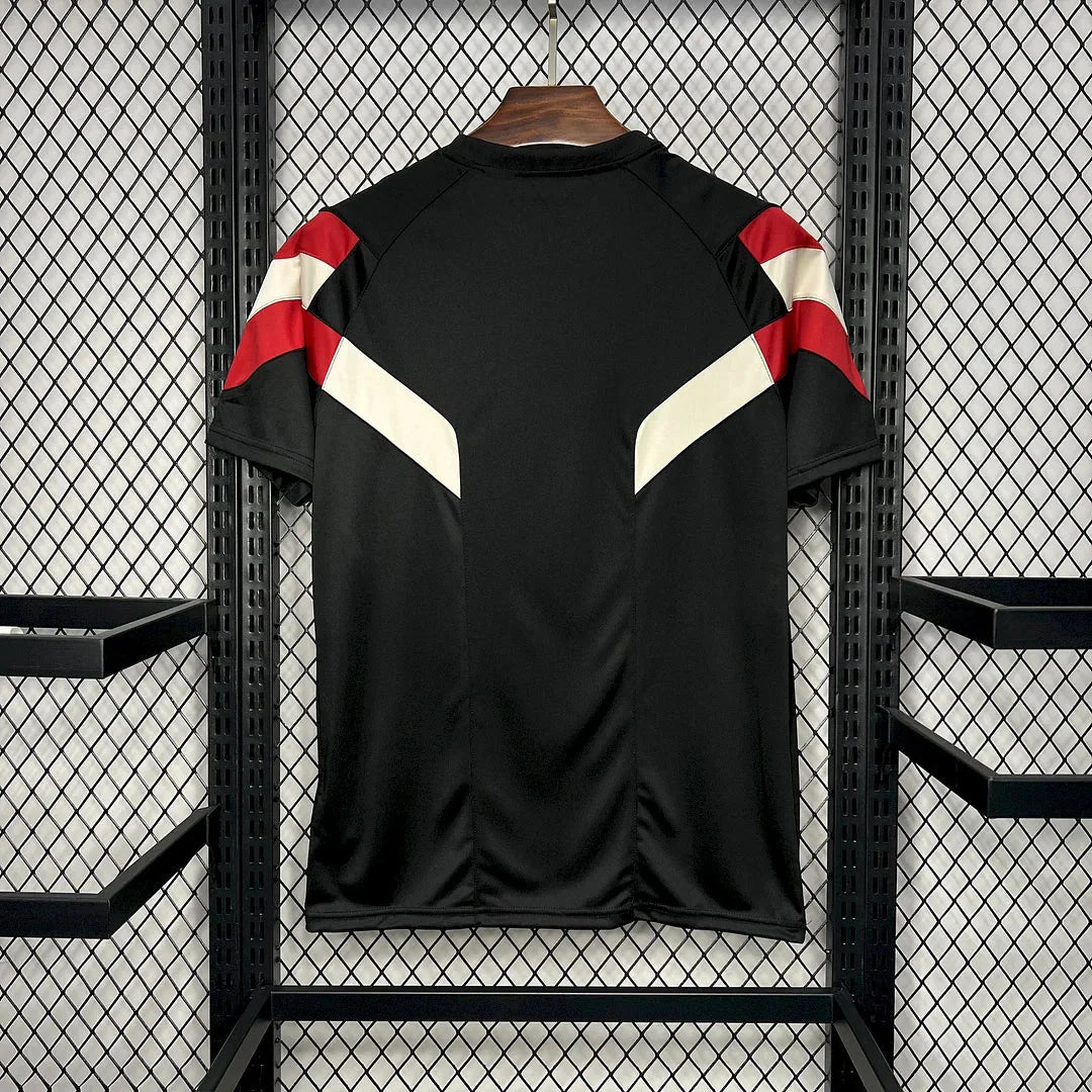 Manchester United 2024 Black Special Edition Jersey
