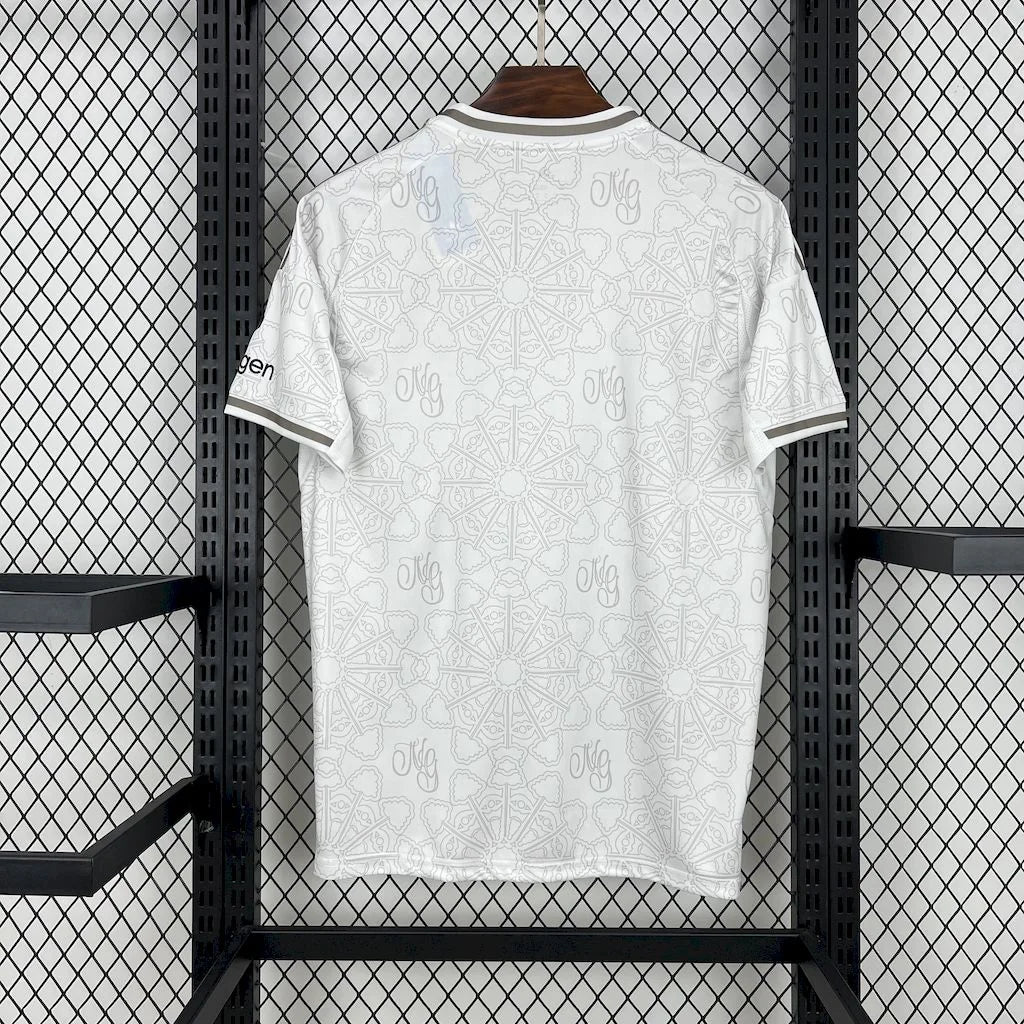 Nottingham 2025 Away Jersey