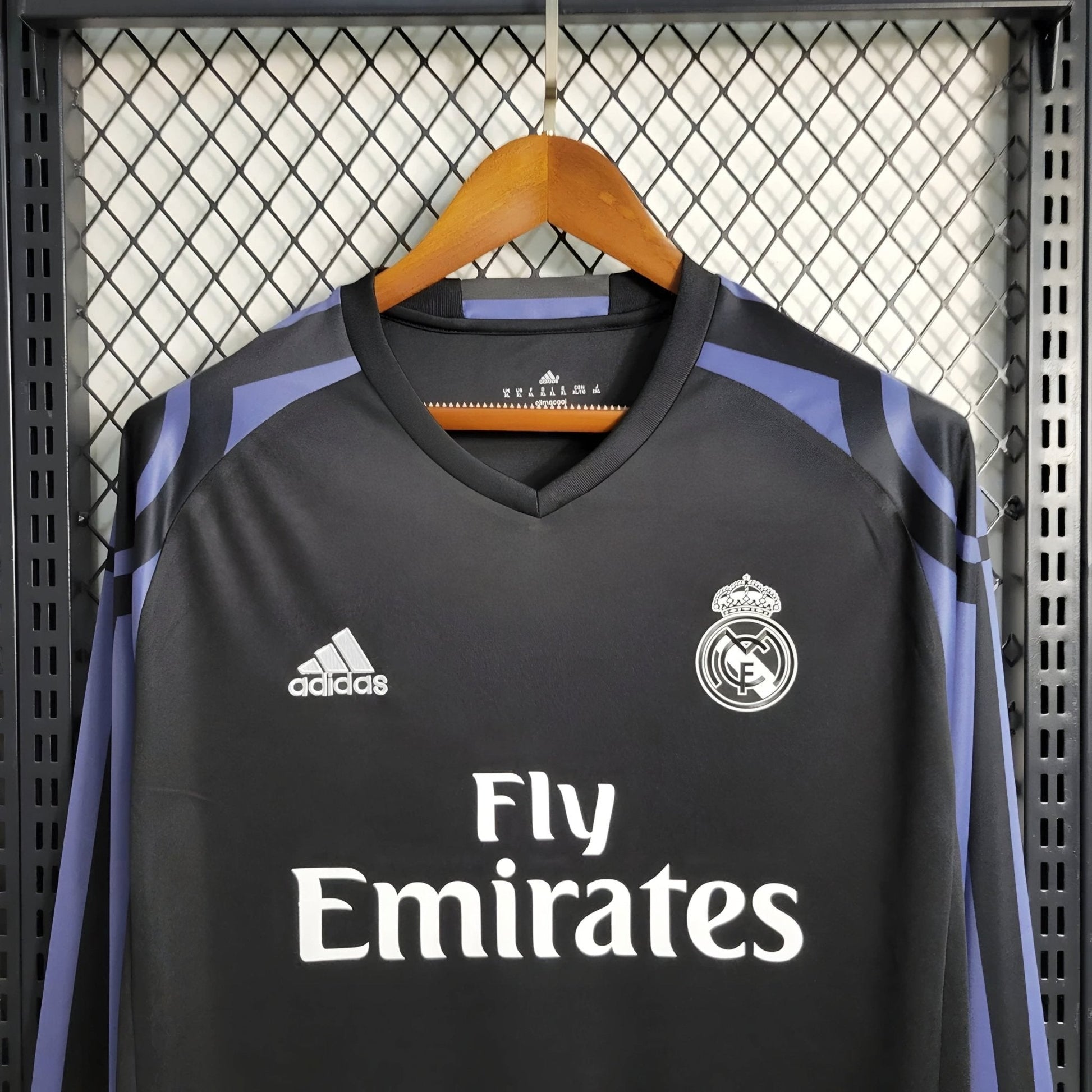 Retro Real Madrid 2016 Long Sleeve Third Jersey