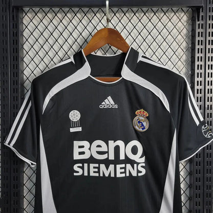 Retro Real Madrid 2006 Away Jersey