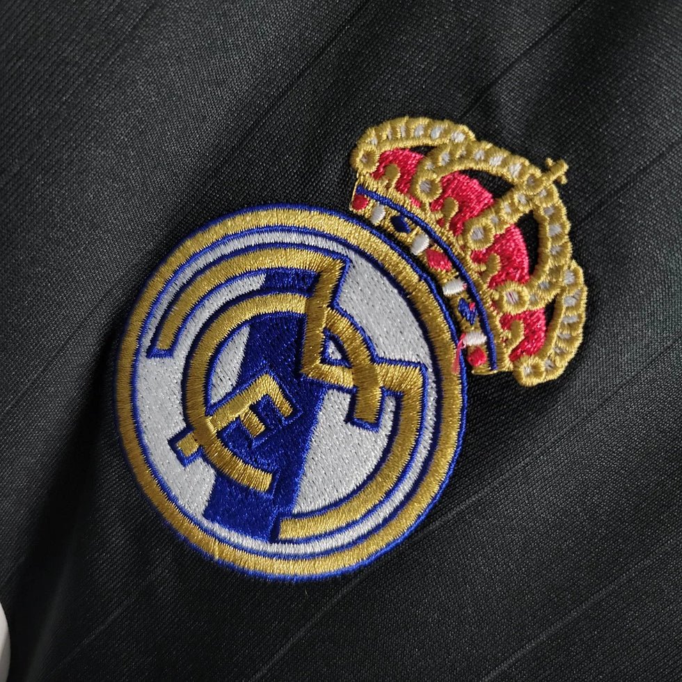 Retro Real Madrid 2006 Away Jersey