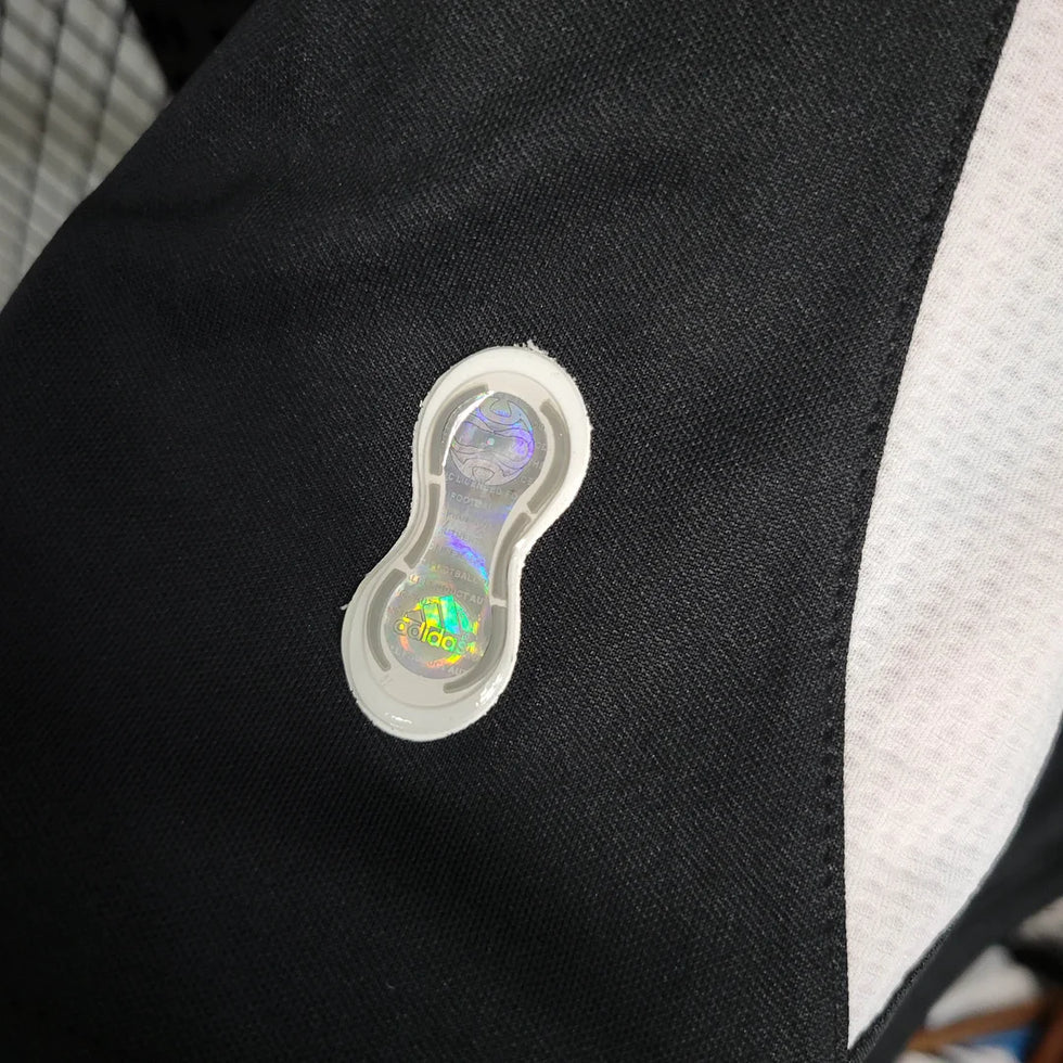 Retro Real Madrid 2006 Away Jersey