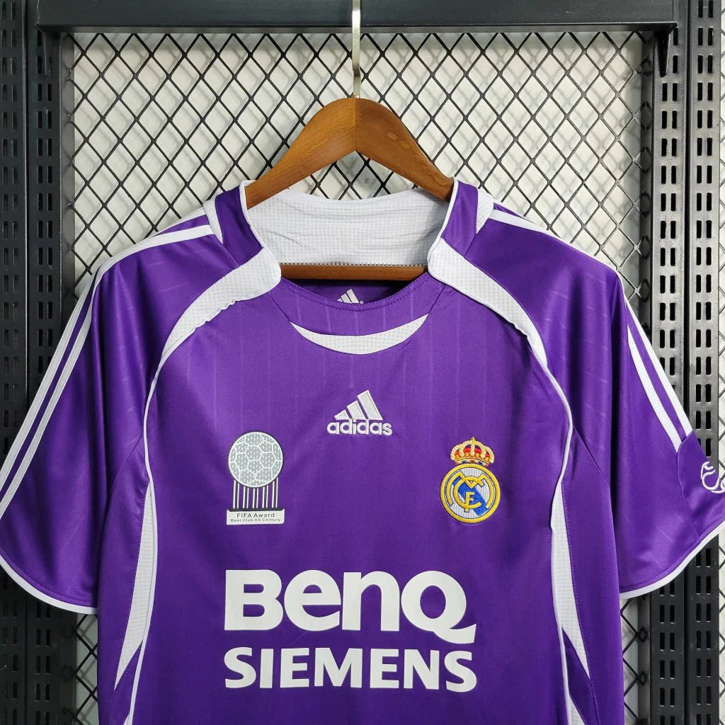 Retro Real Madrid 2006 Third Jersey