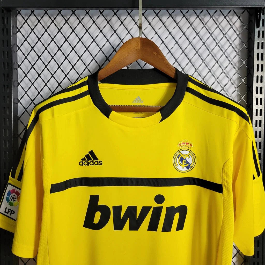 Retro Real Madrid 2011 Goalkeeper Jersey