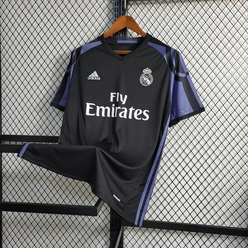 Retro Real Madrid 2015 Third Jersey