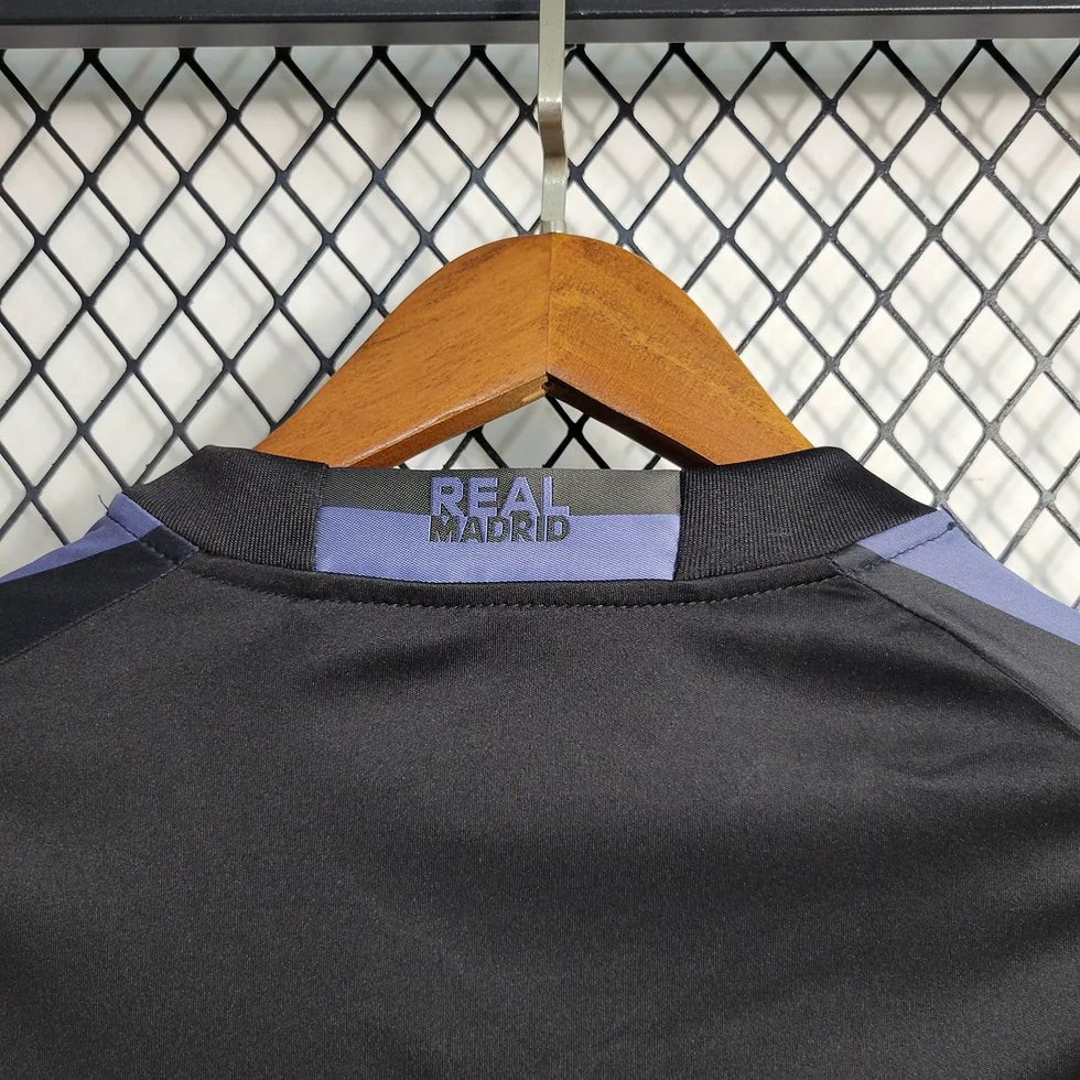 Retro Real Madrid 2015 Third Jersey