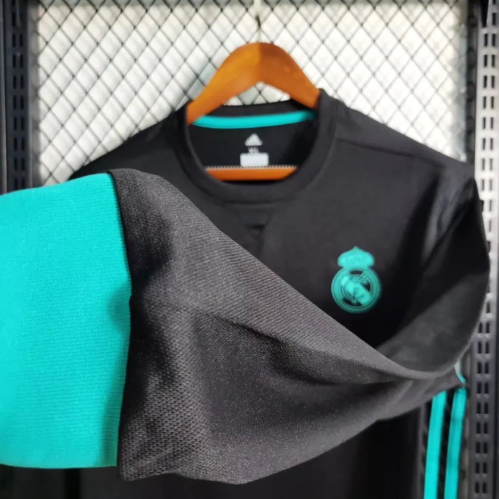 Retro Real Madrid 2017 Long Sleeve Away Jersey