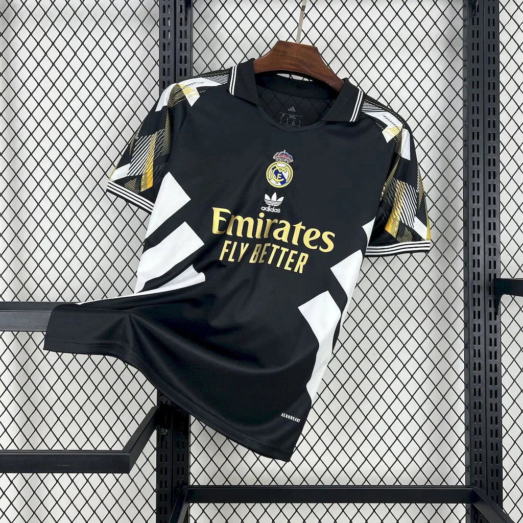 Real Madrid 2025 Black Nocturno Special Edition Jersey