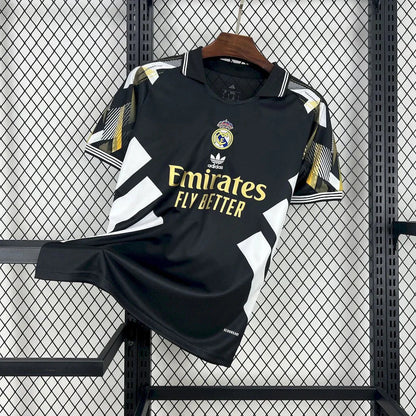 Real Madrid 2025 Black Nocturno Special Edition Jersey