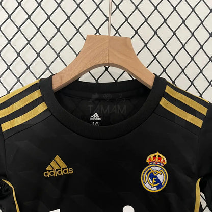 Retro Real Madrid 2011/2012 Away Kids Jersey