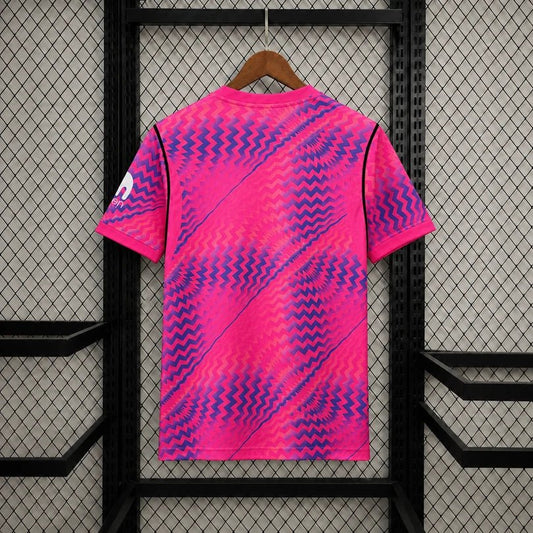 Tottenham 2026 Pink Goalkeeper Jersey